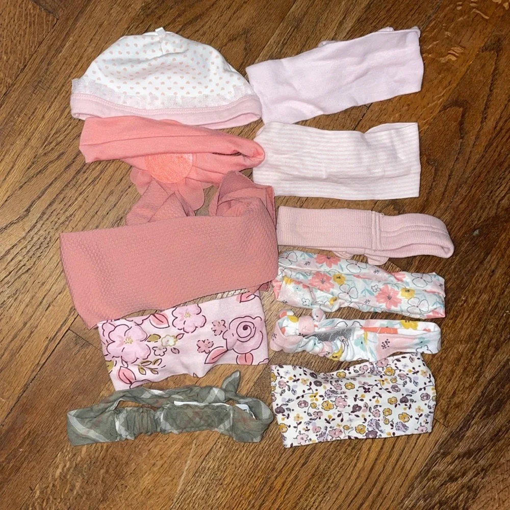 BUNDLE OF 11 MIXED BRANDS OF BABY GIRL HANDBANDS SIZE 0-6 MONTHS ALL NWOT OR EUC